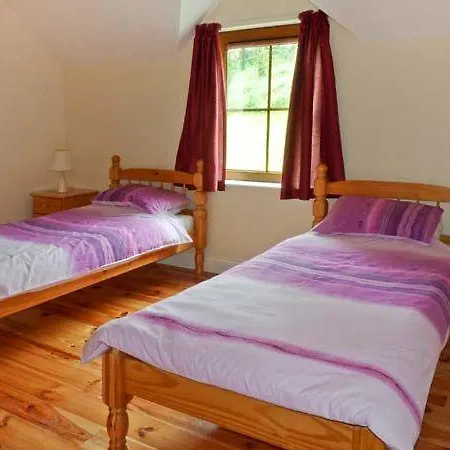 בית נופש Kilbrown House Goleen